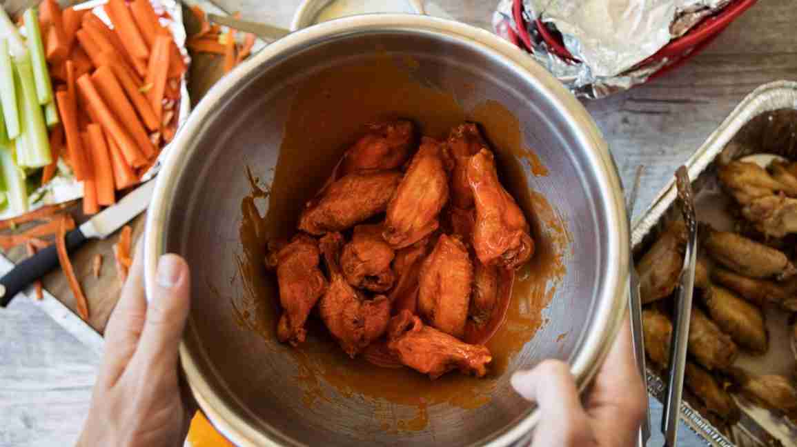 bowl of spicy chicken wings