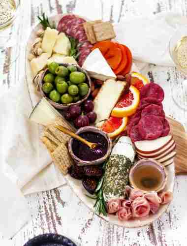 How to create the perfect charcuterie board